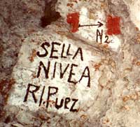 Wegweiser Dolomiten Höhenweg 2